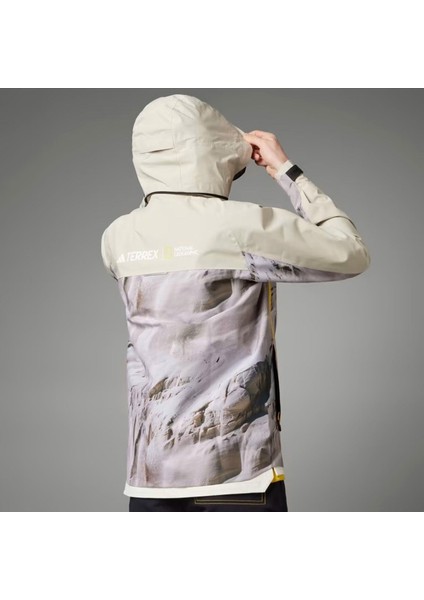 Terrex National Geographic Rain.rdy Kadın Rüzgarlık fiyatları