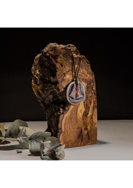 Yelkenli Seramik Kolye – Stres ve Denge Kolyesi fiyatları