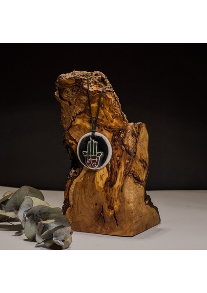 Fatma’nın Eli Seramik Kolye – Stres ve Denge Kolyesi modelleri