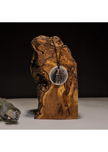 Galata Kulesi ve Lale Desenli Seramik Kolye – Stres ve Denge Kolyesi