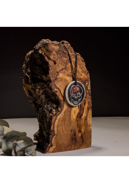 Yıldırımlı Kuru Kafa Seramik Kolye – Stres ve Denge Kolyesi fiyatları