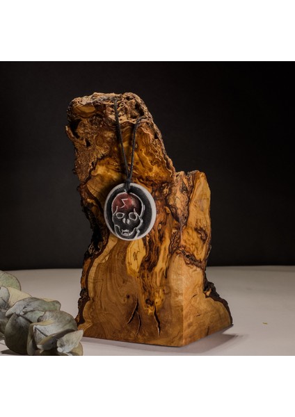 Yıldırımlı Kuru Kafa Seramik Kolye – Stres ve Denge Kolyesi modelleri