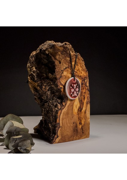 Kafatası Haçı Seramik Kolye – Stres ve Denge Kolyesi fiyatları