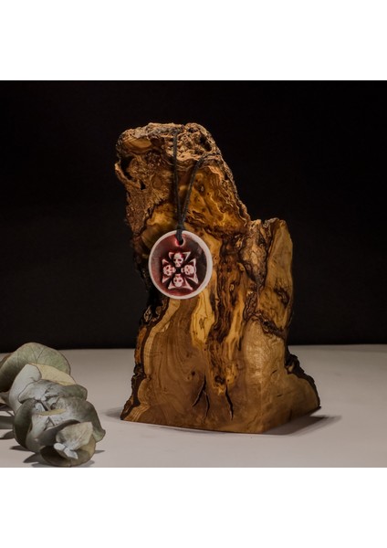 Kafatası Haçı Seramik Kolye – Stres ve Denge Kolyesi modelleri