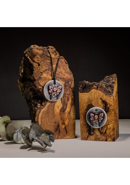 Melekli Lir Seramik Kolye – Stres ve Denge Kolyesi fırsatları