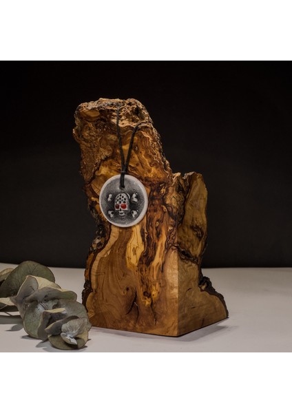 Kurukafa Kabartmalı Seramik Kolye – Stres ve Denge Kolyesi modelleri