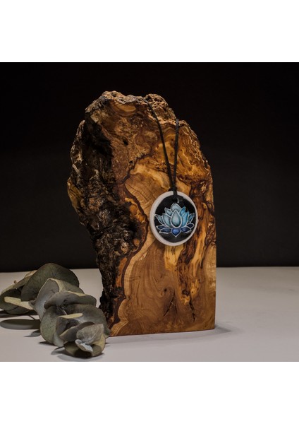 Mavi Lotus Çiçeği Seramik Kolye – Stres ve Denge Kolyesi fiyatları