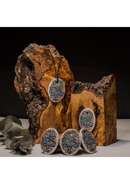 Çiçek Bahçesi Seramik Kolye – Stres ve Denge Kolyesi indirimleri