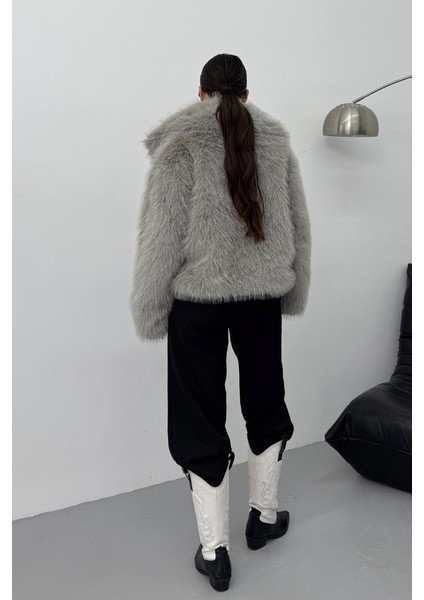 Kadın Kürk Şık Geniş Yaka Astarlı Çıtçıt Düğmeli premium kürk