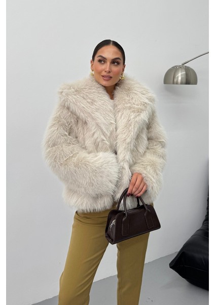 Kadın Kürk Şık Geniş Yaka Astarlı Çıtçıt Düğmeli premium kürk fırsatları