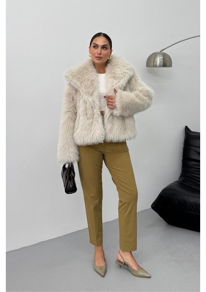 Kadın Kürk Şık Geniş Yaka Astarlı Çıtçıt Düğmeli premium kürk indirimleri