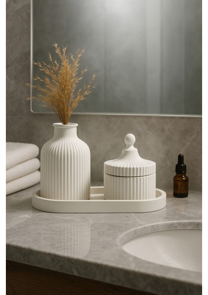 3 Parçalı Dekoratif Set – Çizgili Vazo, Kapaklı Mumluk & Oval Tepsi modelleri