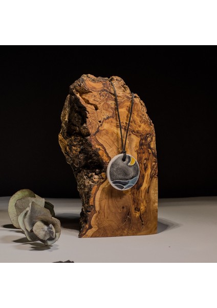 Geceye Yolculuk Seramik Kolye – Stres ve Denge Kolyesi fiyatları