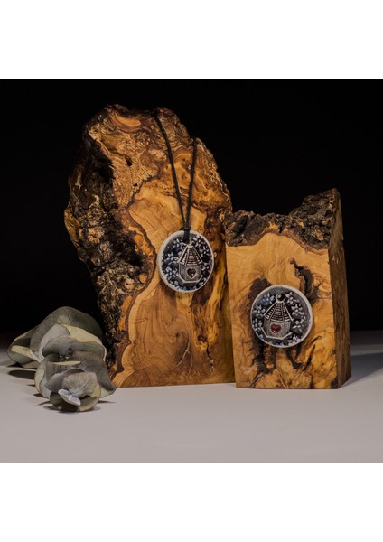 Kalp Evi Seramik Kolye – Stres ve Denge Kolyesi fırsatları