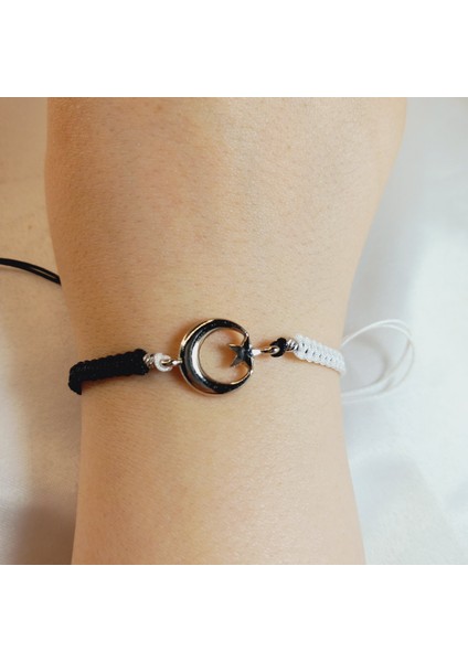 Beşiktaş Ay Yıldız Makrome Taraftar Bileklik, Siyah Beyaz El Yapımı Ayarlanabilir Unisex Bileklik, Gümüş Kaplama Ay Yıldız Bileklik, Makrome Bileklik, Kartal 1903 Bjk Beşiktaş Bileklik fiyatları