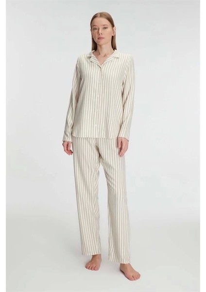 Uzun Kol Çizgili Gömlek ve Pantolon Takım Pijama Takımı