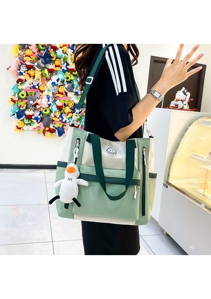 Üniversite Öğrencileri Için Büyük Kapasiteli Ders (Yurt Dışından) modelleri