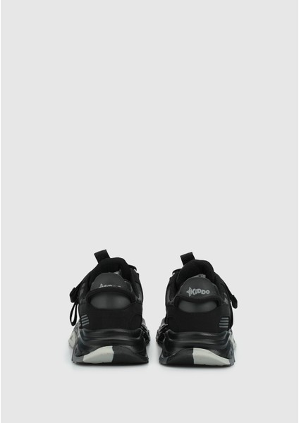 Siyah Sneaker fırsatları