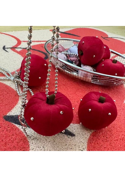 Noel Kırmızı Elma Boncuklu Çanta Kolye (Yurt Dışından) fırsatları