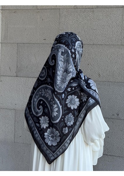 Pamuklu Flora Desen Eşarp-Siyah/gri