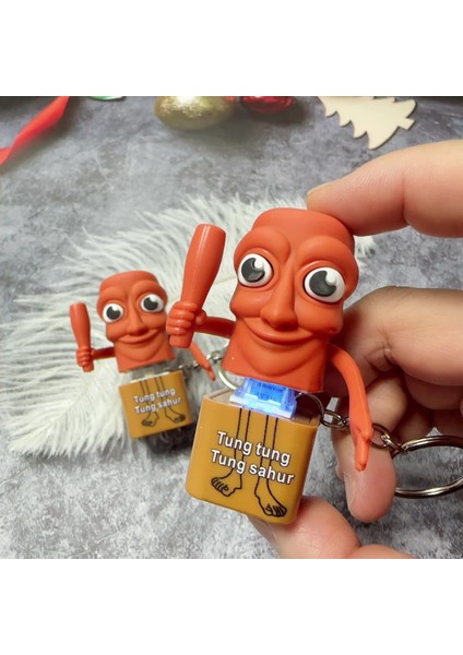 Shan Hai Jing Tungtungtung Sahur Anahtar Tutucu Üçlü Set, Işıklı ve Sesli Ahşap Çubuklu Figür (Yurt Dışından) fiyatları