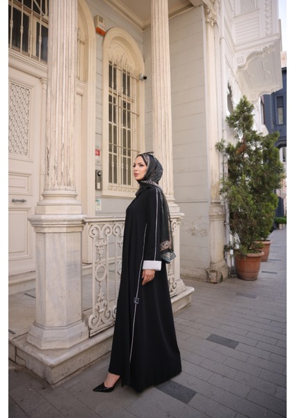 Reyma Ferace Siyah Beyaz