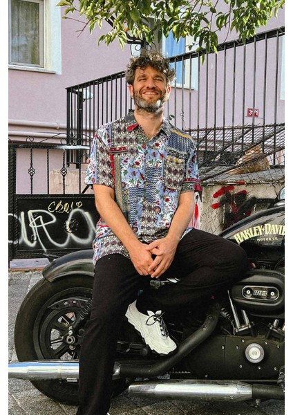 Bohem Tarz Kısa Kollu Desenli Gömlek Mavi fiyatları