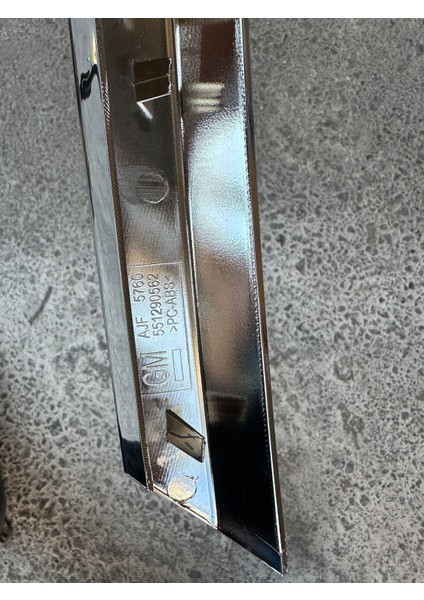 Opel Corsa C Ön Panjur Nikelaj 2004> 1400854 modelleri