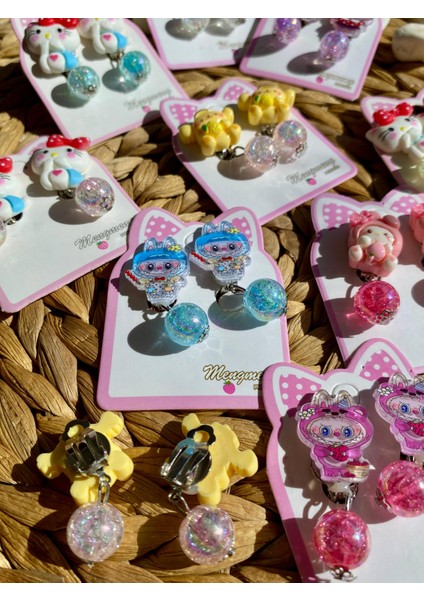 Hello Kitty Kuromi Labubu Karakterli Karışık Renk ve Model Bijuteri Boncuklu Çocuk Küpesi(3 Çift) fiyatları