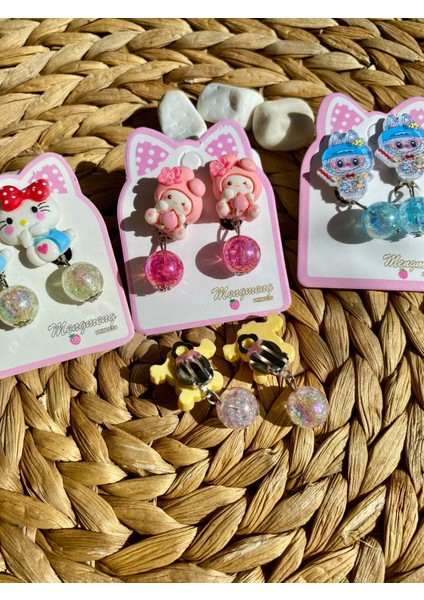 Hello Kitty Kuromi Labubu Karakterli Karışık Renk ve Model Bijuteri Boncuklu Çocuk Küpesi(3 Çift) indirimleri
