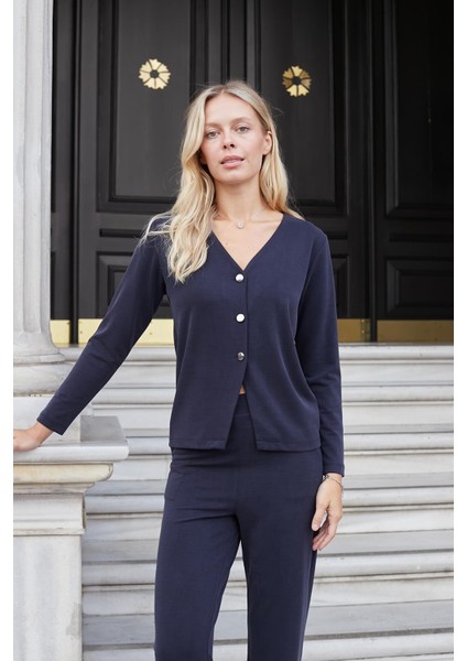 Kadın Esnek Ipeksi Modal Kumaş V Yaka Uzun Kol Düğmeli Ceket-Lacivert