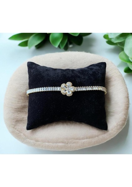 Baget Çiçek Işıltısı Çelik Takı Seti CNS055 fiyatları