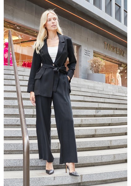 Kadın Ipeksi Modal Kumaş Yakalı Cep Kapaklı Kolları Düğmeli Bağcıklı Uzun Blazer Baharlık Ceket-Siyah indirimleri