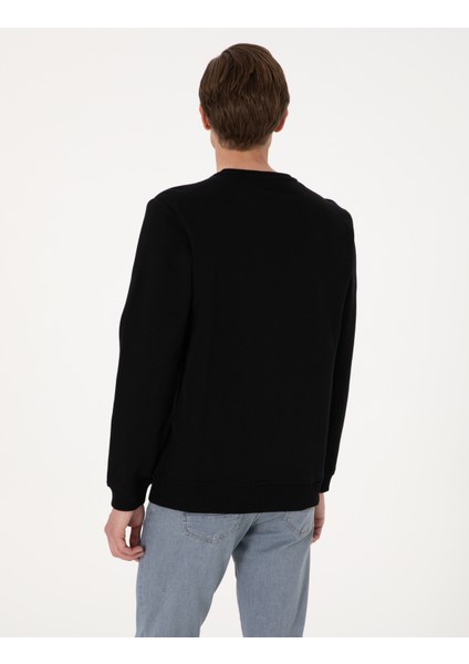 Erkek Siyah 3 Iplik Regular Fit Bisiklet Yaka Basic Sweatshirt 50314978-VR046 indirimleri