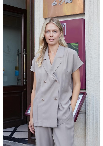 Kadın Ipeksi Modal Kumaş Yakalı Düşük Omuzlu Kruvaze Yelek Ceket-Vizon