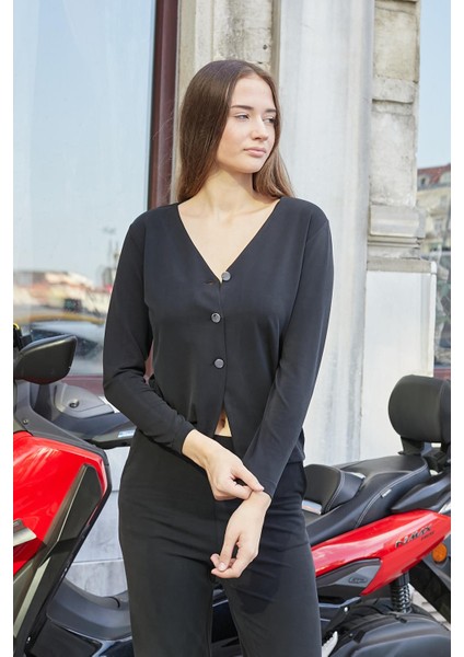 Kadın Esnek Ipeksi Modal Kumaş V Yaka Uzun Kol Düğmeli Ceket-Siyah