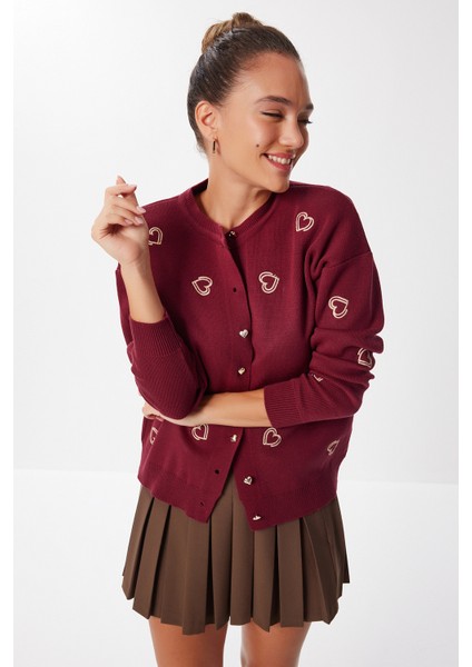 Kalp Nakışlı Şık Düğmeli Triko Hırka LNX0003 Bordo