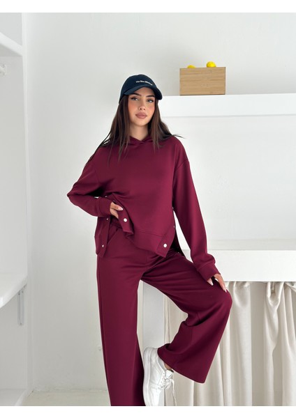 Yumuşak Dokulu Modal Kumaş Kapüşonlu Çıtçıt Detaylı Eşofman Takımı