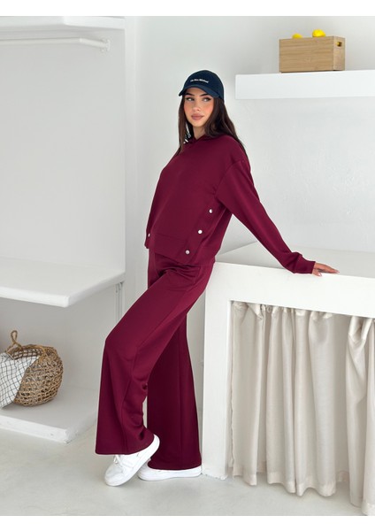 Yumuşak Dokulu Modal Kumaş Kapüşonlu Çıtçıt Detaylı Eşofman Takımı fırsatları