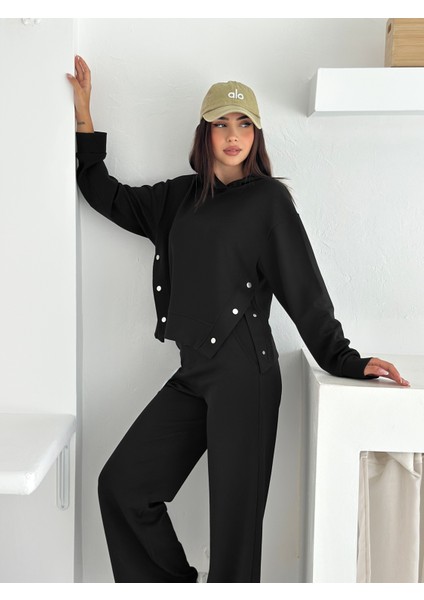 Yumuşak Dokulu Modal Kumaş Kapüşonlu Çıtçıt Detaylı Eşofman Takımı