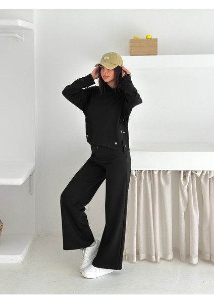 Yumuşak Dokulu Modal Kumaş Kapüşonlu Çıtçıt Detaylı Eşofman Takımı fırsatları