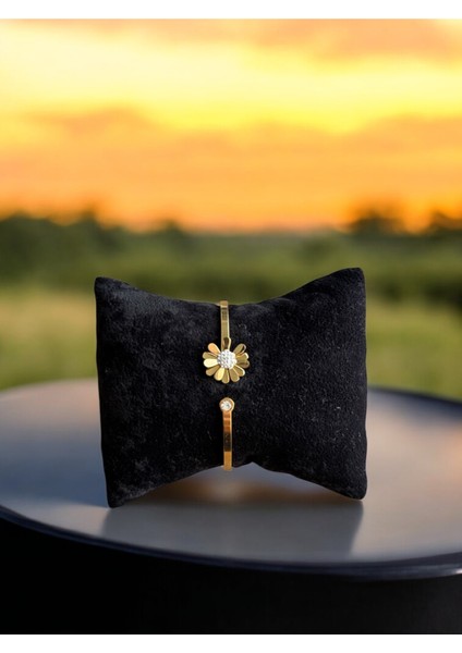 Papatya Motifli Paslanmaz Çelik Bileklik Kombini CNS0026 fiyatları