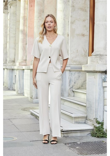 Kadın 1.sınıf Modal Esnek Kumaş Yüksek Bel Önden Dikişli Yan Cepli Bol Paça Palazzo Pantolon-Şampanya