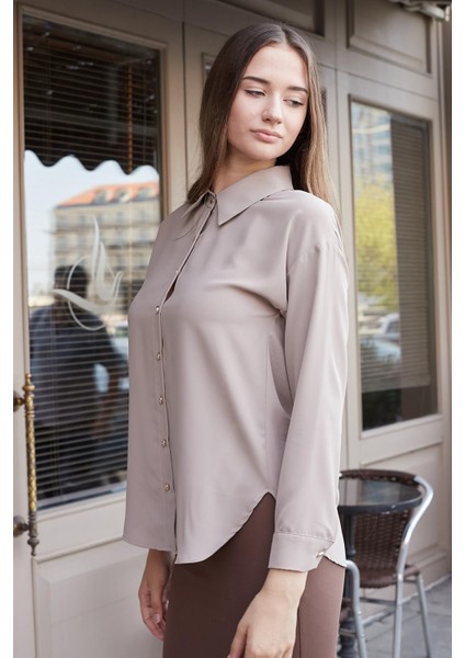Kadın Yakalı Düşük Omuzlu Uzun Kol Likrasız Kumaş Gömlek-Vizon modelleri