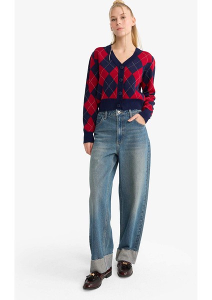 Fitted V Yaka Baklava Desenli Düğmeli Hırka F9566AX25WN modelleri