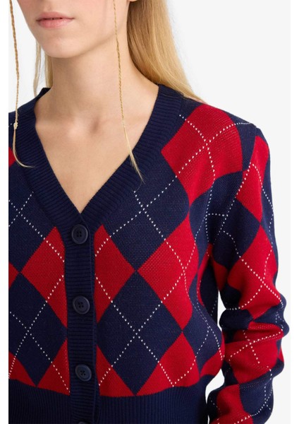 Fitted V Yaka Baklava Desenli Düğmeli Hırka F9566AX25WN