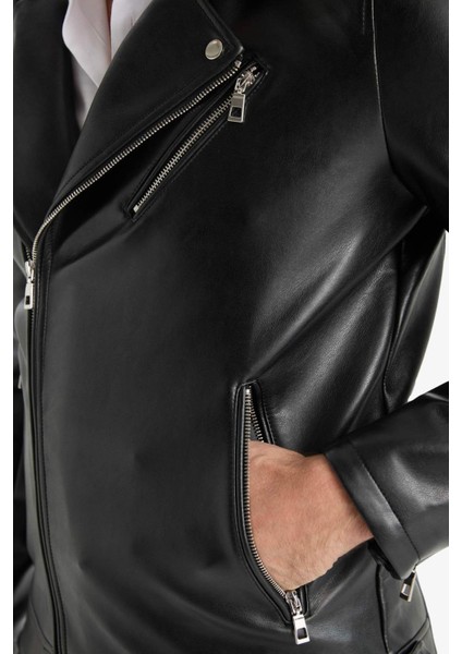 Su ve Rüzgar İtici Slim Fit Dar Kesim Mevsimlik Astarlı Fermuarlı İç Cepli Suni Deri Biker Mont C5715AX25AU