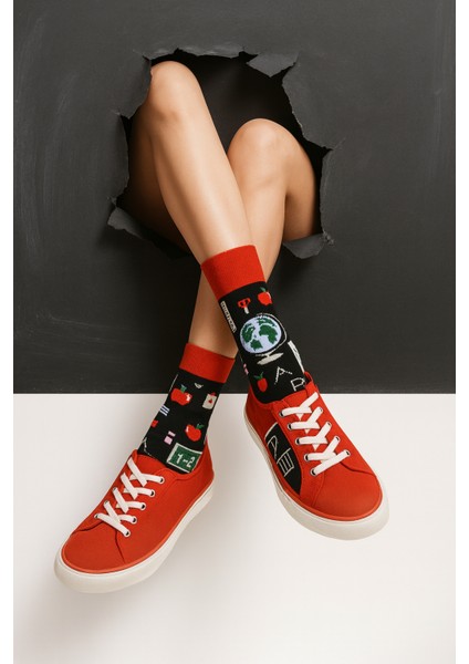 Back To School Okul Serisi Desenli 6'lı Unisex Soket Çorap Kutusu fiyatları