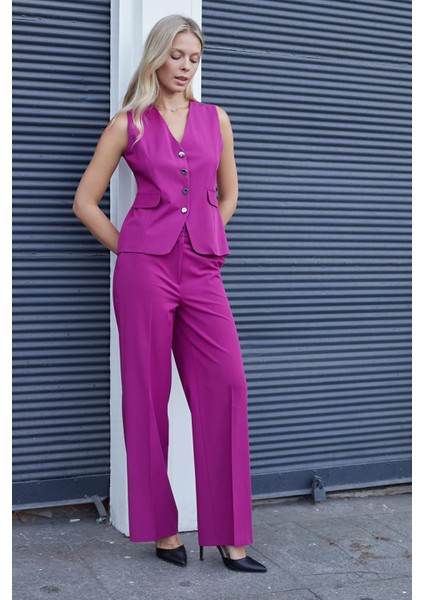 Kadın V Yaka Cep Kapaklı Düğmeli Hafif Esnek Kumaş Yelek-Magenta modelleri