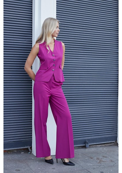 Kadın V Yaka Cep Kapaklı Düğmeli Hafif Esnek Kumaş Yelek-Magenta fırsatları